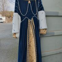 Abiti per sfilate storiche