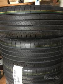 Goodyear EfficientGrip Performance 2 215-55 R1899V