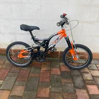 2 mountain bike da bambino 1 da 20 pollici 1 da 16