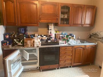 Cucina in vero legno