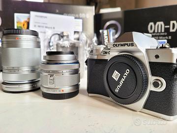 Olympus OM‑D E‑M10 Mark III  + 40‑150mm COME NUOVO