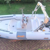 Bat Big Cayman 510, Yamaha F80 e Carrello