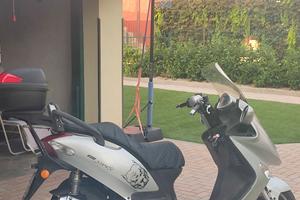 Kymco Grand Drink 250