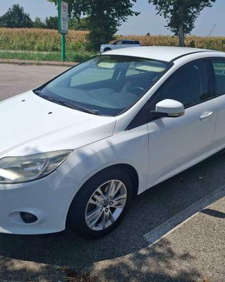 Ford focus 2011