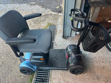 Scooter elettrico per disabili