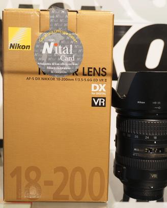 NIKON AF-S 18-200 G ED VR II