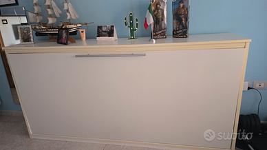 Mobile letto a scomparsa come nuovo