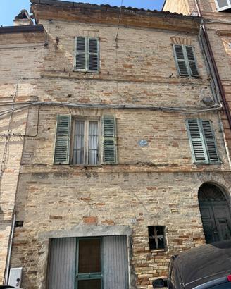 Casa singola Soluzione indipendente - Fermo