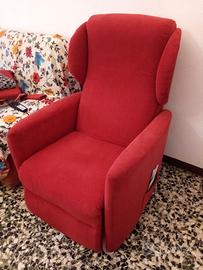 Poltrona relax con alzata assistita