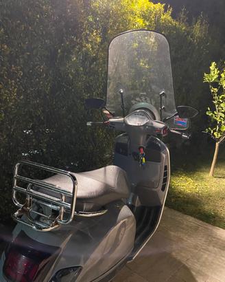Vespa GTS 250