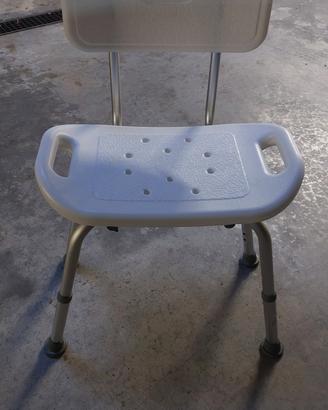 sedia/sgabello con schienale per doccia disabili