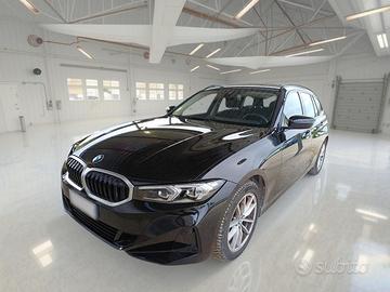 BMW 318 48V TOURING AUTO STATION WAGON