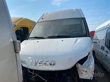 iveco daily 35 del 2014 per ricambi