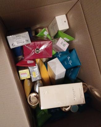 Rimanenze negozio profumeria pelletteria