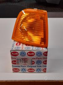 Fanalino freccia anteriore destro Audi 80