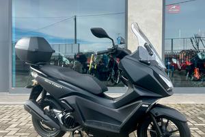 KYMCO SKYTOWN 125 CONSEGNA ITALIA A DOMICILIO