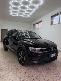 Volkswagen Tiguan 1.6 TDI SCR Business BlueMotion 
