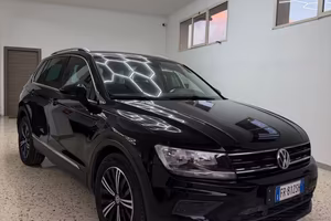 Volkswagen Tiguan 1.6 TDI SCR Business BlueMotion 