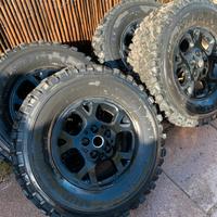 Gomme pneumatici 245 75 Mud Power con cerchi