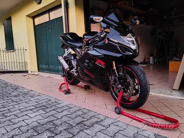 Suzuki GSX-R 1000 K6 anno 2006 yoshimura 