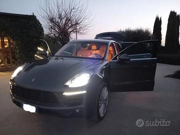 PORSCHE MACAN IMMACOLATO
