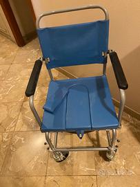 Sedia con WC per anziani e disabili