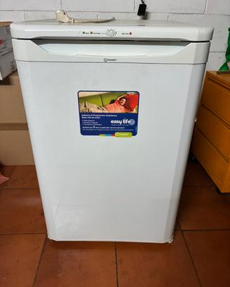 Freezer congelatore indesit