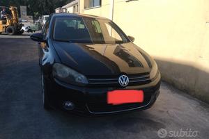 Volkswagen Golf 6 2.0TDI CBA demolito per ricambi