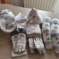 kit protezioni per il Taekwondo taglia xs...