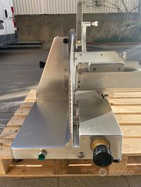 Affettatrice lama da 37cm