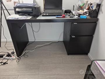 Scrivania  con cassetto e anta +Libreria/Scaffale 