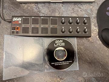 Akai LPD8 con software
