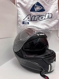 Casco Airoh helmet