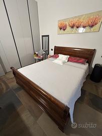 Letto matrimoniale arte povera.