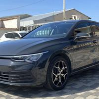 Volkswagen Golf 8 Life 2.0 TDI 116 CV