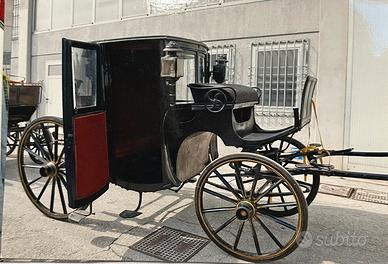 Carrozze d’epoca di collezione BRUM e MILADY
