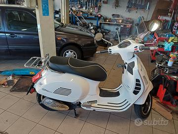 vespa gts super 300