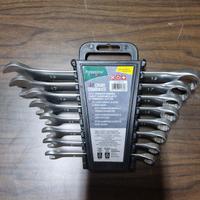 Titolo

Set chiavi combinate