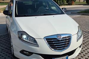 Lancia Delta 1.6 Diesel Anno 2014