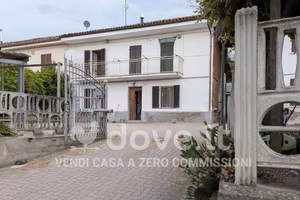 Rustico / Casale di 140 m² con 5 locali a San Dami