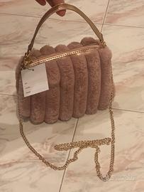Borsa in pelliccia e laminato