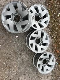Cerchi Pajero 16 pollici perfetti