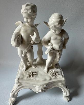 Putti porcellana biscuit TRIADE di Bassano Grappa