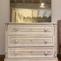 Cassettiera d’antiquariato restaurata