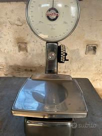 Bilancia omega vintage da negozio