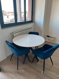 Tavolo rotondo per 4 persone