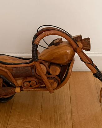 Moto in legno