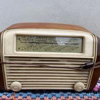 Radio d’epoca Siemens SM-523 anni ‘50