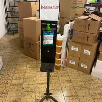 Piantana per disinfettante mani