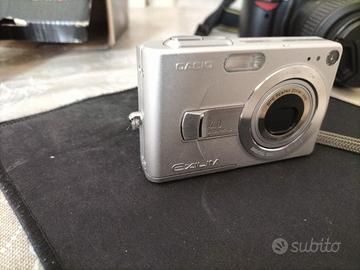 Casio Exilim Silver - Metal Body - Digicam Vintage